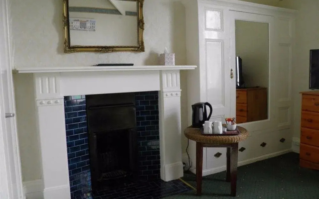 Olivers Hotel
