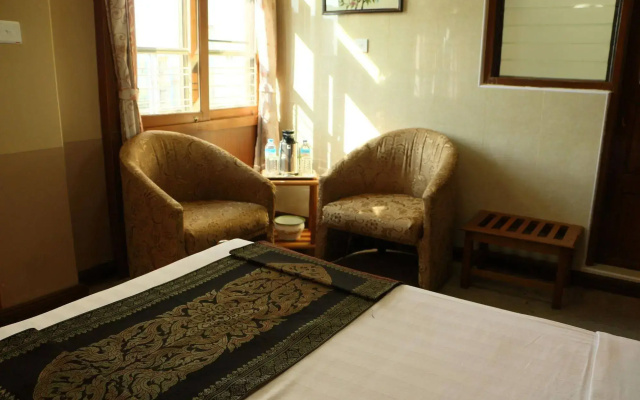 Royal City Hotel
