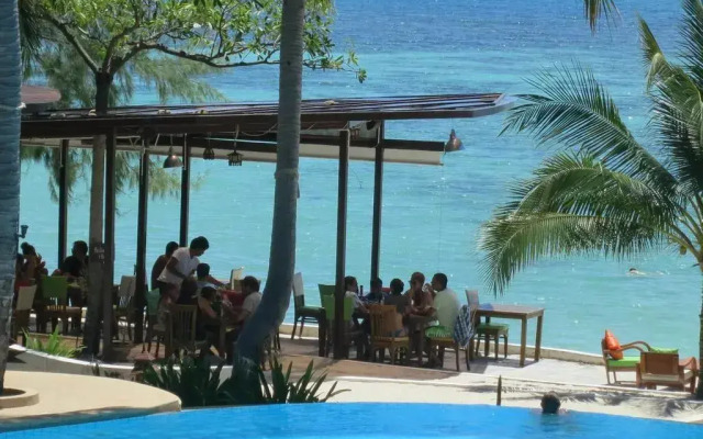 Green Papaya Resort
