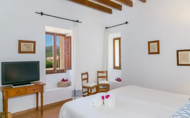 Historical house Mallorca pool wifi aircon/heat