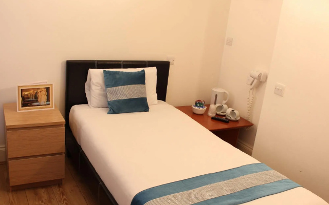 Abbey Court, Hyde Park Hotels