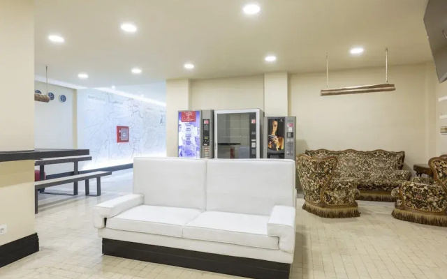 A&B Hostel Príncipe Pío