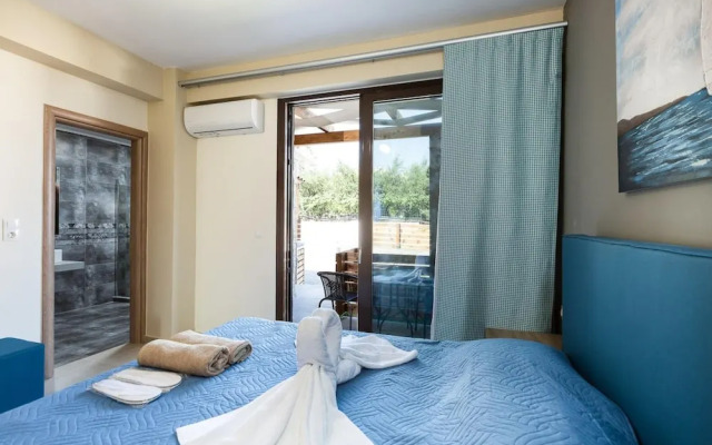 Villa Chnaris - Private Pool and Sauna