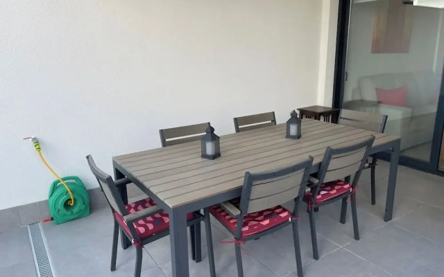 Modern Apartment in Villamartin