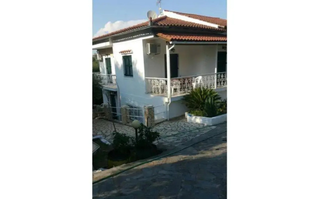 The Green Cottage 1
