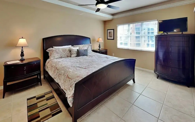 Bella Lago 423 by Distinctive Beach Rentals