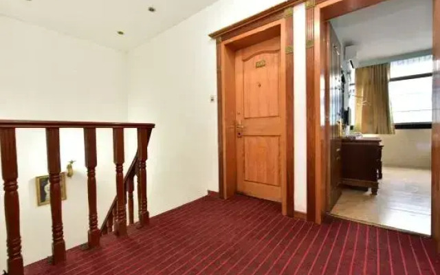 Yuyao huating hotel