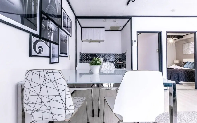 B2. PERFECT PLACE with LUX FLAT #SHINJUKU