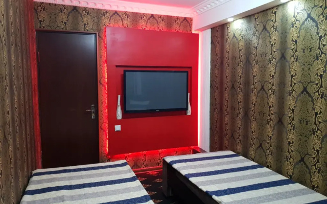 Status Guest House