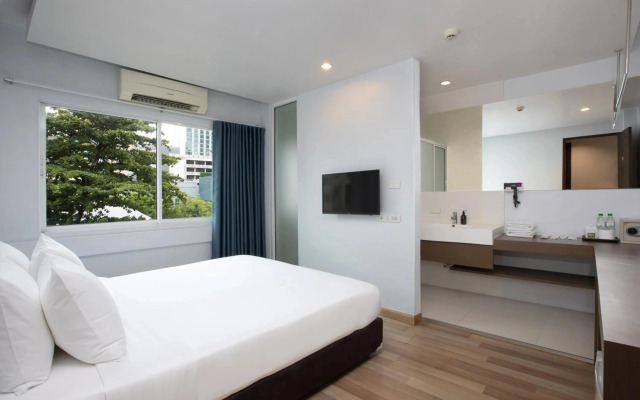 Nantra Silom