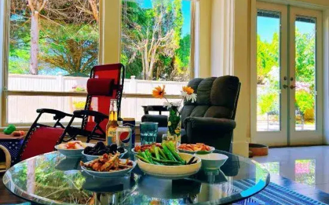 Mayflower B&B