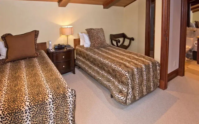 Lodge at Vail C368