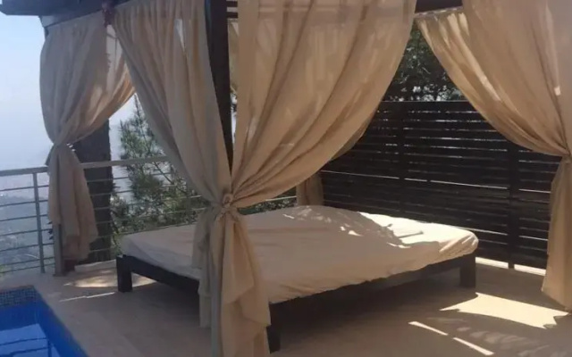 Villa mira