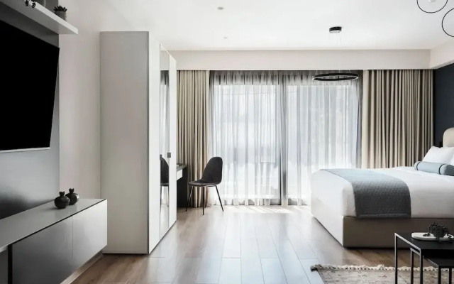AVA Hotel & Residences Athens Riviera