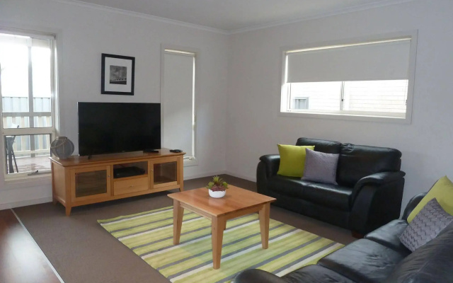 Hart Street Apartment