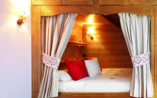 Fermes DU Planet N°3 : Chalet 12 Personnes / Chalet 12 People