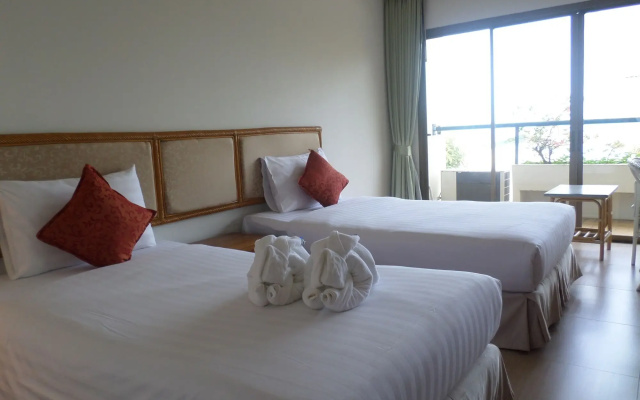 Nautical Inn