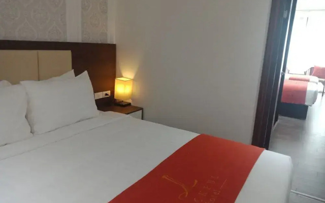 Luckful Hotel