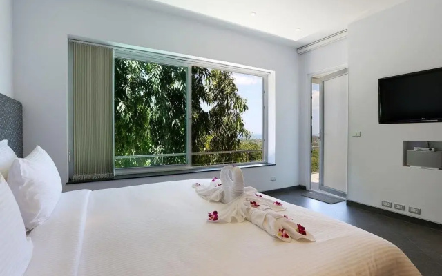 Villa Beyond