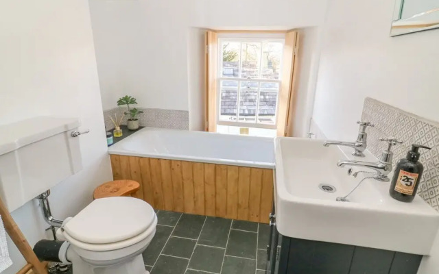 Howgill Cottage