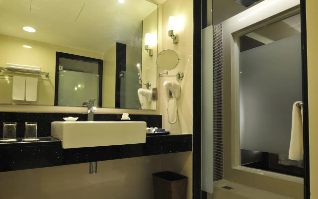 Ming Garden Hotel and Residences