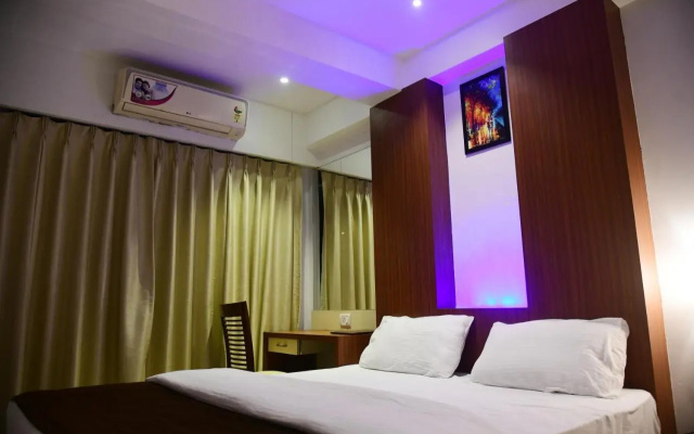 Hotel Monarch Center Point near Dahanu Beach, Bordi