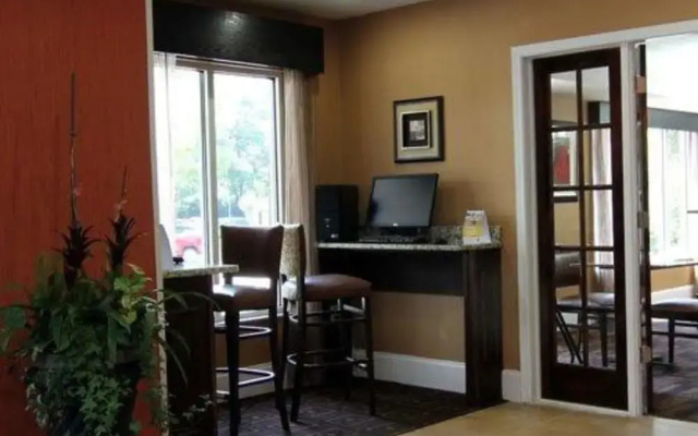 Comfort Inn & Suites Greenville