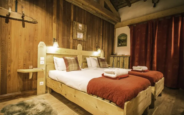 Chalet Bivouac by Chardons
