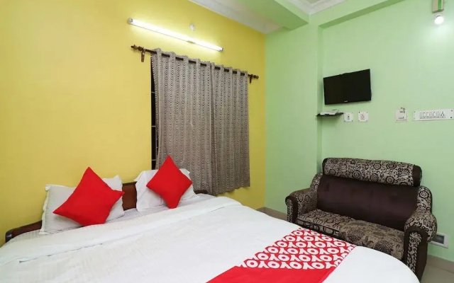 OYO 31004 Sadhna Inn