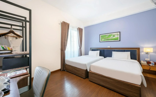 A25 Premium Hotel - 12 Ngo Si Lien