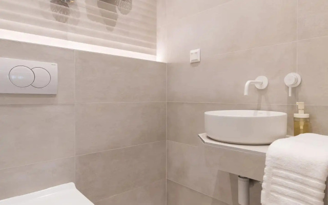 Luxury Villa Pnoe