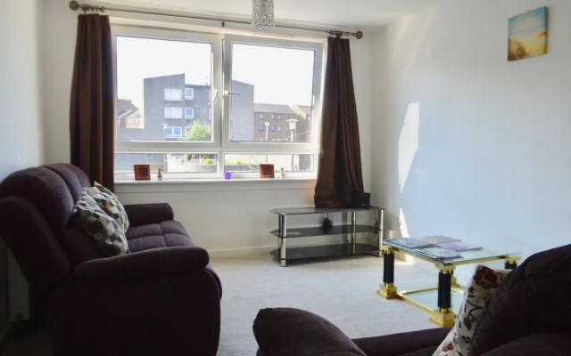 Bright 2 Bedroom Apartment in the Heart of Edinburgh