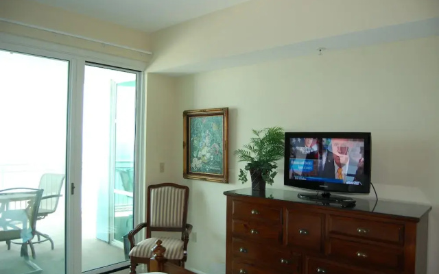 Legacy2-1108 2 Bedrooms 2 Bathrooms Condo