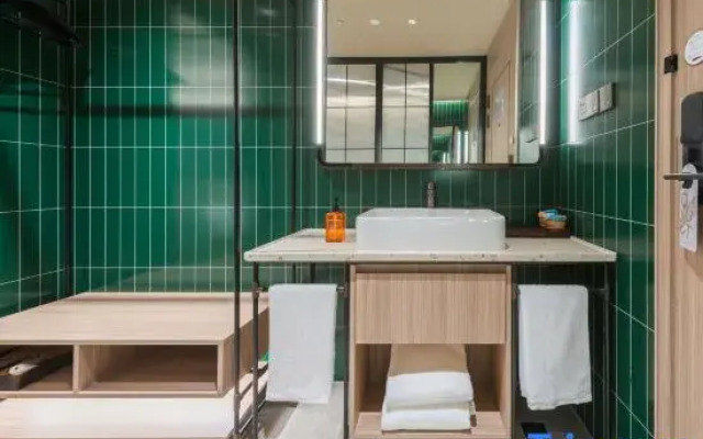 Orange Hotel (Nanning Tongguling Road)