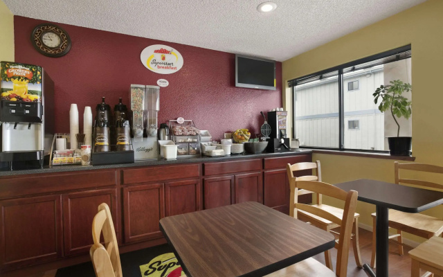 Super 8 by Wyndham Arcata