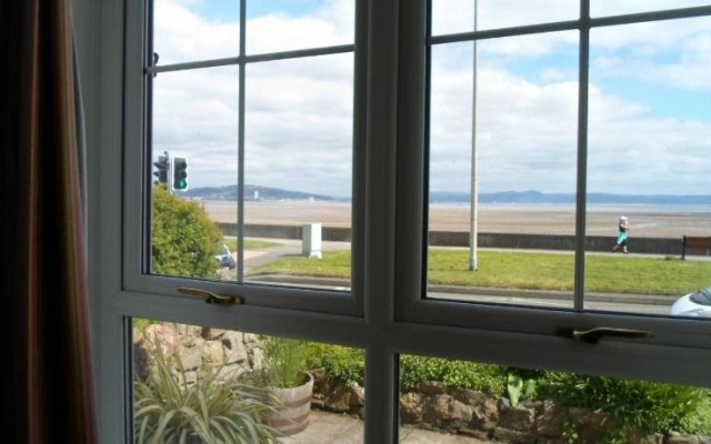 Tides Reach Guest House