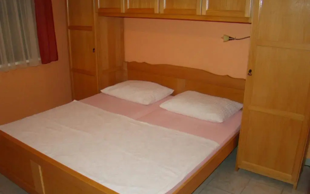 Apartments Kralj