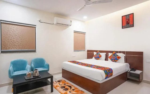 Hotel Urban Prime Near Hi-tech City