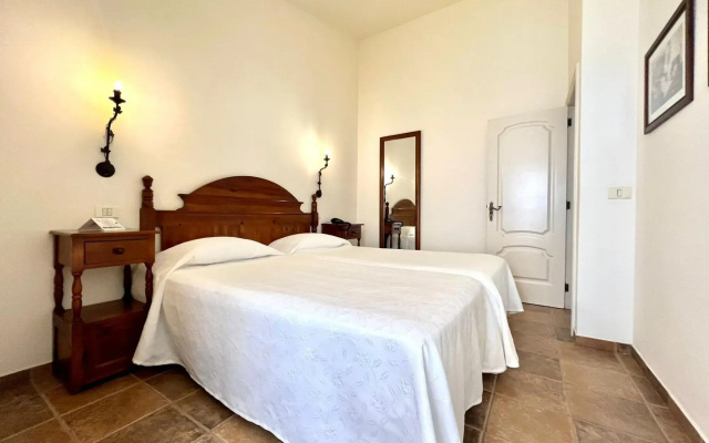Standard AP, with sea views, pool in Playa Roques