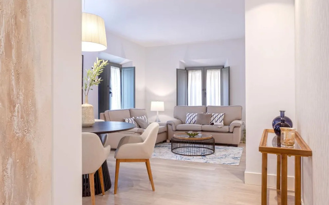 Bright Apartment in Granada Varela