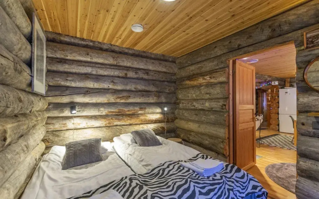 Kuukkeli Log Houses Villa Aurora (Pupula)