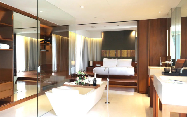 Hansar Bangkok Hotel