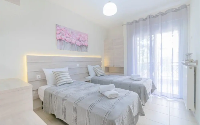 Neos Marmaras Family Suite