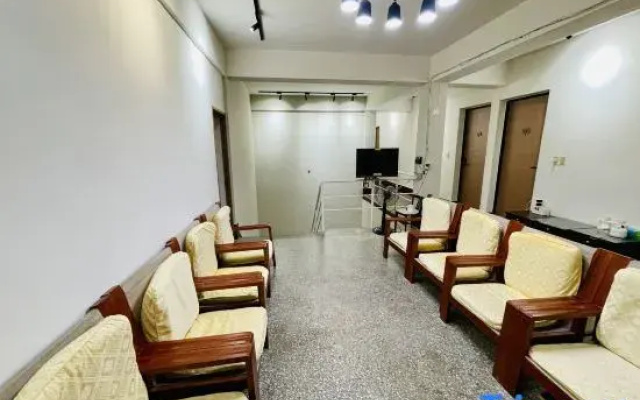 Pu-pien Hostel