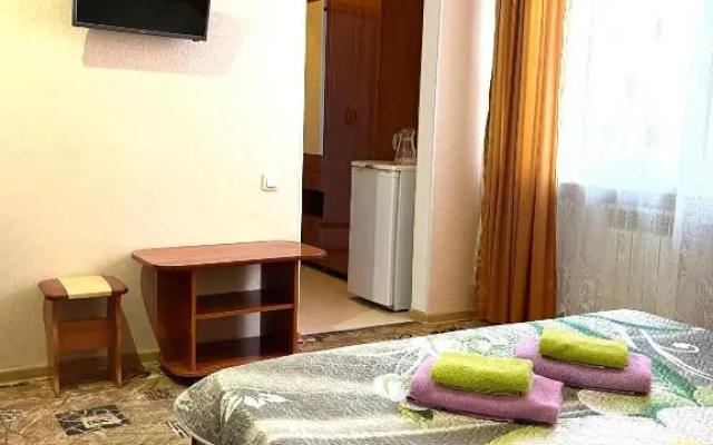Kameliya Na Astrahanskoj 8 Guest House
