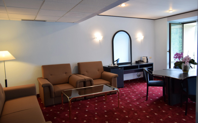 Hotel Mara