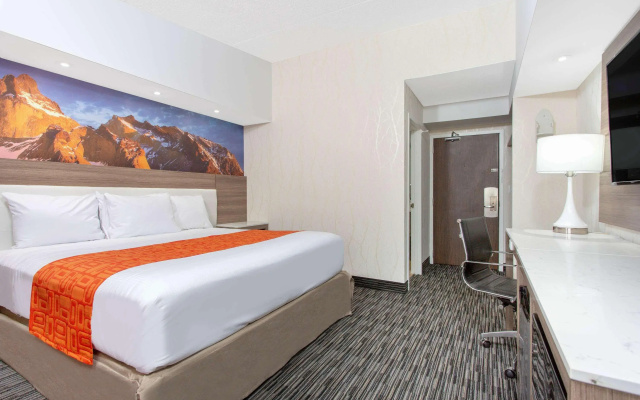 Howard Johnson by Wyndham Harrisburg