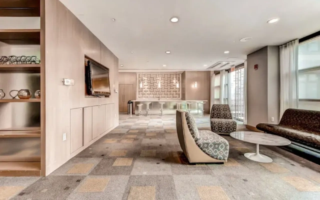 Global Luxury Suites at Kendall Square