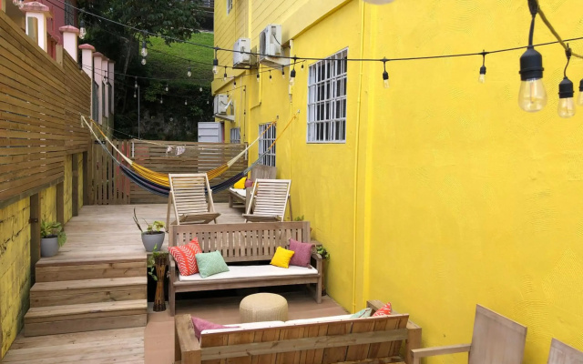 Yellow Belly Backpackers