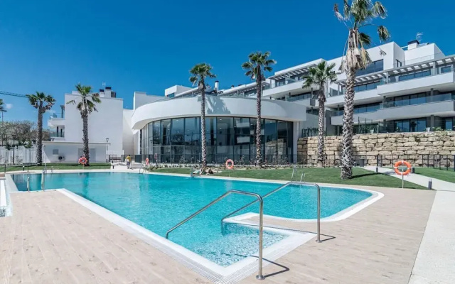 Lme13.3a- Stunning Flat Close to Beach in Estepona